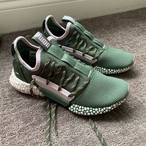 Puma Tennis Shoes, Size 9.5